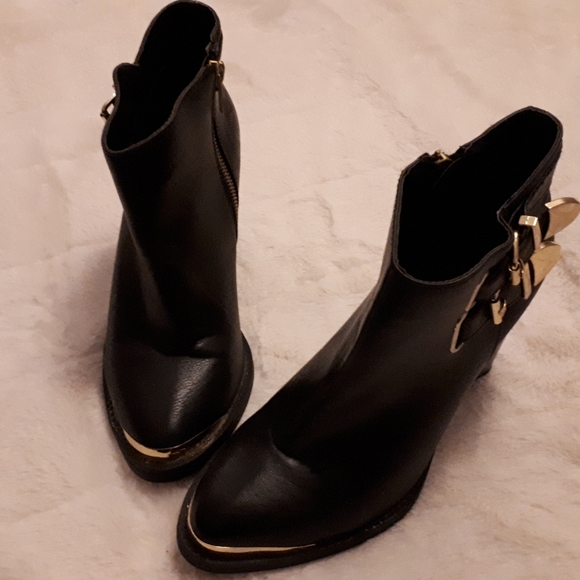 Booties - Picture 2 of 9